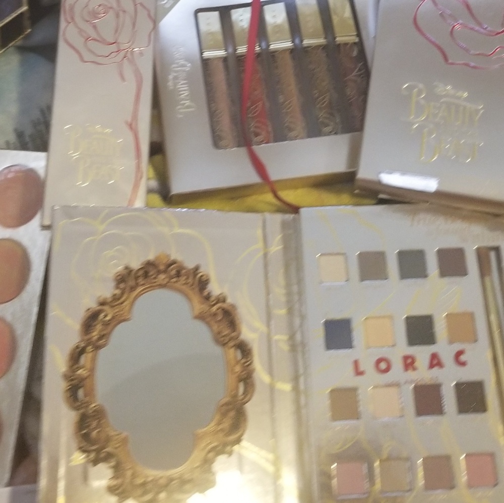 LORAC BEAUTY AND THE BEAST BUNDLE